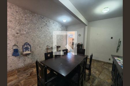 Casa à venda com 4 quartos, 361m² em Pechincha, Rio de Janeiro