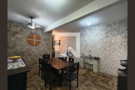 Casa à venda com 4 quartos, 361m² em Pechincha, Rio de Janeiro