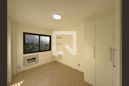 Suíte de apartamento para alugar com 2 quartos, 68m² em Recreio dos Bandeirantes, Rio de Janeiro