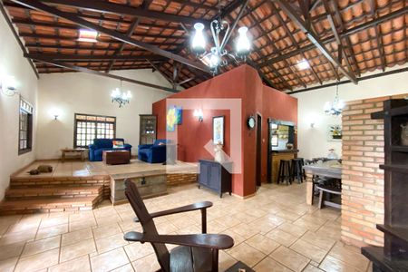 Sala de Estar de casa de condomínio à venda com 3 quartos, 278m² em Casa Branca, Brumadinho