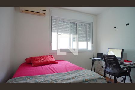 Quarto1 de casa à venda com 3 quartos, 170m² em Vila Ipiranga, Porto Alegre