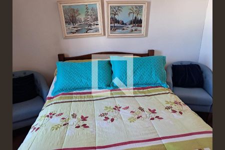Quarto  de casa à venda com 2 quartos, 70m² em Morro Santana, Porto Alegre