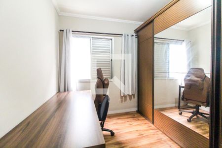 Quarto 1 de apartamento para alugar com 2 quartos, 55m² em Jardim Lageado, São Paulo