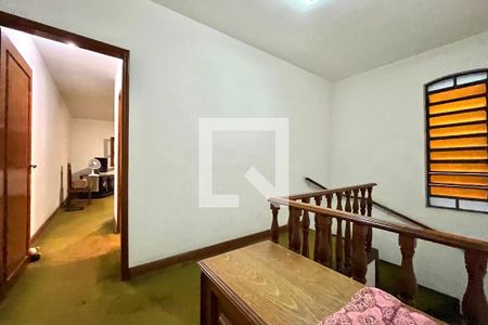 Corredor de casa à venda com 3 quartos, 240m² em Campo Belo, São Paulo