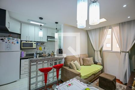 Sala de apartamento para alugar com 2 quartos, 44m² em Vila Pirajussara, São Paulo