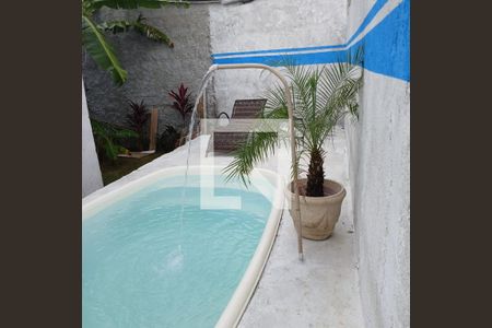 Área externa de casa para alugar com 1 quarto, 75m² em Lagoinha, Nova Iguaçu