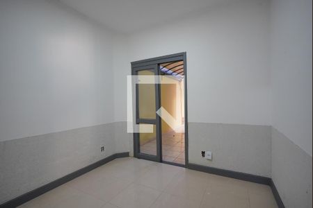 Sala 2 de casa à venda com 2 quartos, 135m² em Santana, Porto Alegre
