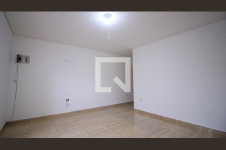 Casa para alugar com 2 quartos, 100m² em Parque Sao Rafael, São Paulo