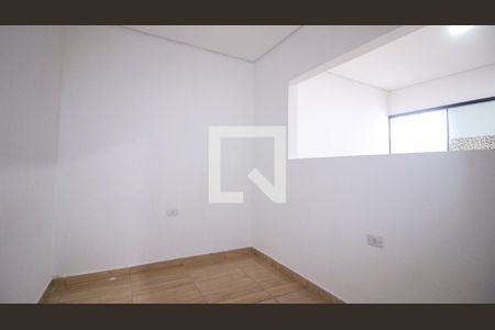 Casa para alugar com 2 quartos, 100m² em Parque Sao Rafael, São Paulo