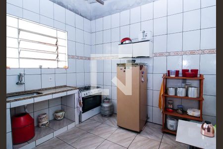 Casa à venda com 6 quartos, 470m² em Santa Efigênia, Belo Horizonte