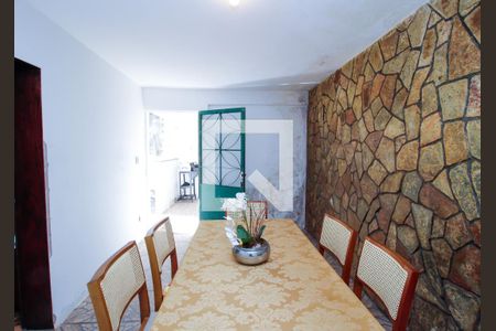 Casa à venda com 6 quartos, 470m² em Santa Efigênia, Belo Horizonte