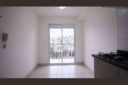 Sala/Cozinha de apartamento para alugar com 1 quarto, 38m² em Vila Alpina, São Paulo