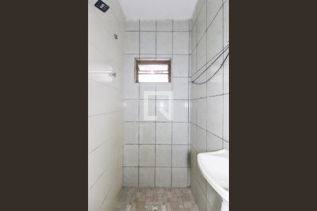Banheiro de casa para alugar com 1 quarto, 35m² em Itaim Paulista, Itaquaquecetuba