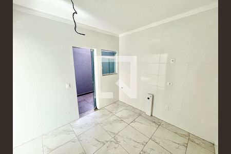 Cozinha de casa de condomínio à venda com 3 quartos, 124m² em Jardim Santa Ines, São Paulo