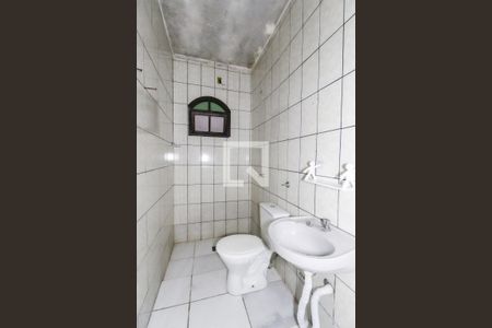Banheiro de casa para alugar com 1 quarto, 50m² em Itaim Paulista, Itaquaquecetuba
