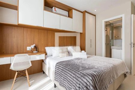 Apartamento à venda com 4 quartos, 140m² em Copacabana, Rio de Janeiro