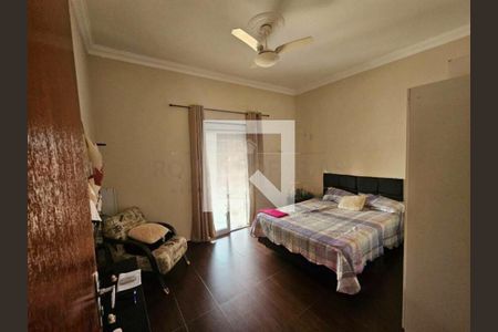 Casa à venda com 3 quartos, 375m² em Vila Santo Antônio, São Paulo