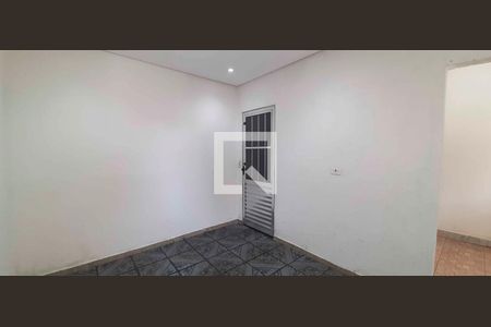 Sala/Quarto de casa para alugar com 1 quarto, 35m² em Jardim Primeiro de Maio (chacara Fazendinha), Osasco