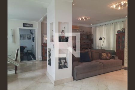 Casa à venda com 4 quartos, 310m² em Jardim Campo Grande, São Paulo