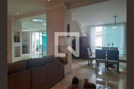 Casa à venda com 4 quartos, 310m² em Jardim Campo Grande, São Paulo