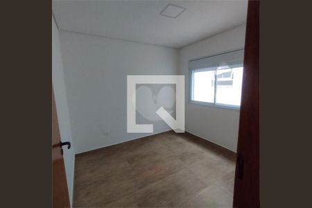 Casa à venda com 3 quartos, 220m² em Vila Esperança, São Paulo