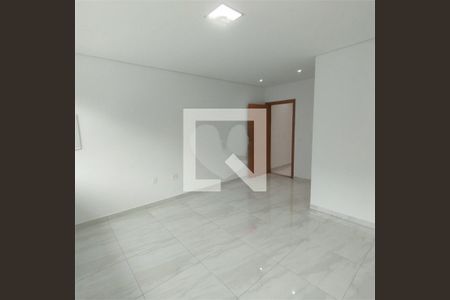 Casa à venda com 3 quartos, 220m² em Vila Esperança, São Paulo