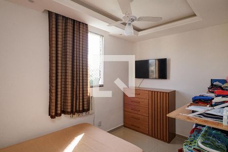 Quarto 1 de apartamento para alugar com 2 quartos, 45m² em Inhoaíba, Rio de Janeiro