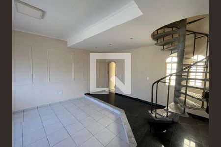 Casa à venda com 3 quartos, 240m² em Alto da Mooca, São Paulo