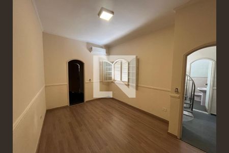 Casa à venda com 3 quartos, 240m² em Alto da Mooca, São Paulo