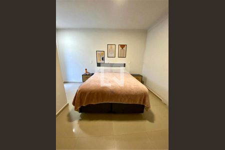 Casa à venda com 3 quartos, 90m² em Vila Romano, São Paulo