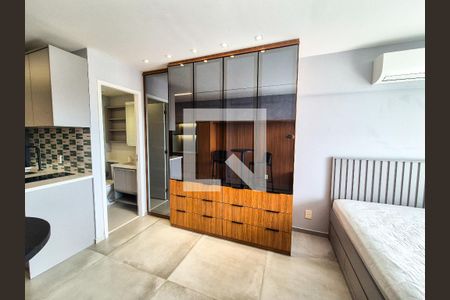 Sala/Quarto - Armário de kitnet/studio para alugar com 1 quarto, 30m² em Consolação, São Paulo