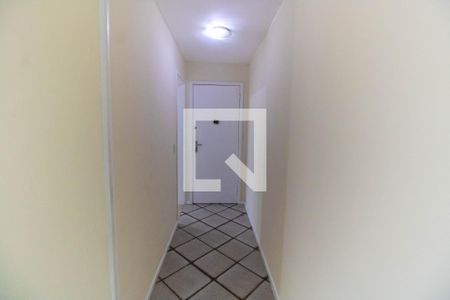 Hall de entrada de apartamento para alugar com 3 quartos, 100m² em Santa Rosa, Niterói