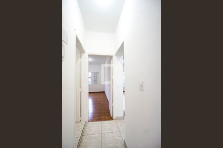 Hall dos quartos de casa de condomínio para alugar com 2 quartos, 140m² em Vila Carrão, São Paulo