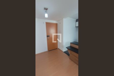 Sala de apartamento para alugar com 2 quartos, 45m² em Jardim Iris, São Paulo