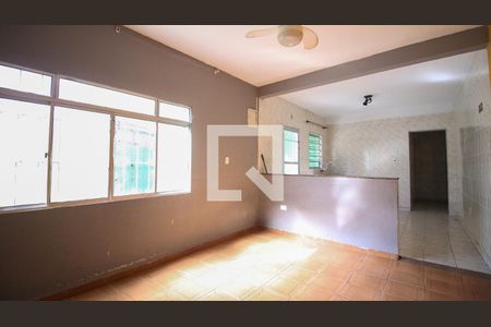 Casa para alugar com 2 quartos, 38m² em Vila Fatima, São Paulo