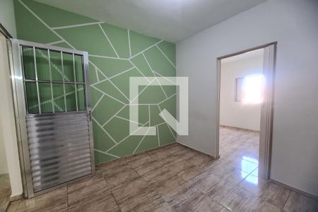 Sala de casa para alugar com 2 quartos, 44m² em Jardim Sao Francisco, São Paulo