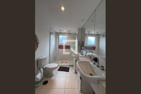 Banheiro da Suíte 1 de apartamento para alugar com 3 quartos, 132m² em Bosque da Saúde, São Paulo