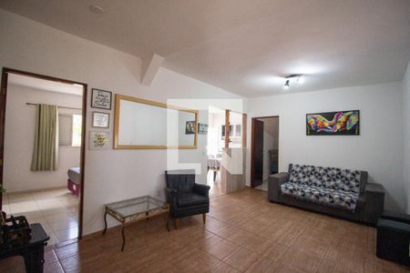 Sala de casa para alugar com 3 quartos, 1000m² em Jardim Tatiana, Votorantim