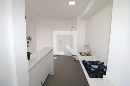 Sala / Cozinha de apartamento para alugar com 2 quartos, 42m² em Vila Guaca, São Paulo