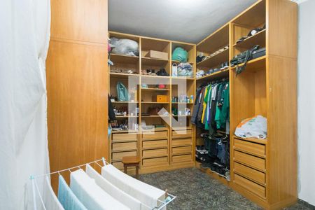 Suíte 1 de casa à venda com 4 quartos, 600m² em Jardim Panorama (zona Leste), São Paulo