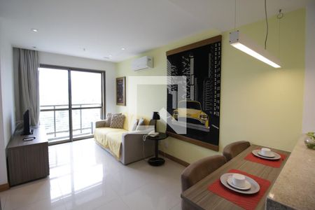 Sala de apartamento para alugar com 1 quarto, 36m² em Jacarepaguá, Rio de Janeiro