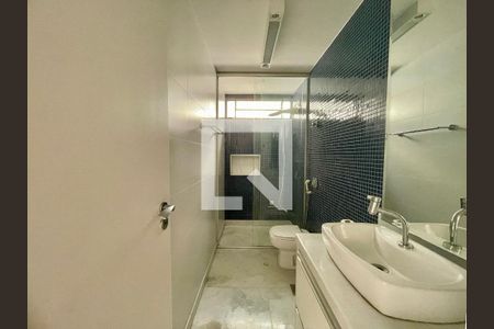 Apartamento para alugar com 3 quartos, 160m² em Santo Antônio, Belo Horizonte