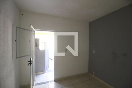 Sala de casa para alugar com 1 quarto, 50m² em Jardim Iguaçu, Nova Iguaçu