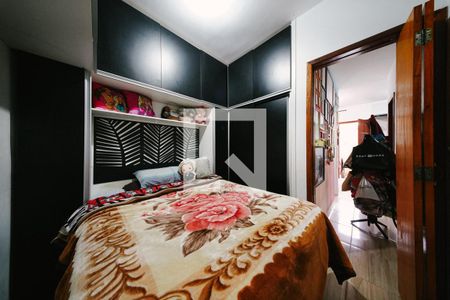 Quarto 1 de apartamento à venda com 2 quartos, 40m² em Vila Araguaia, São Paulo