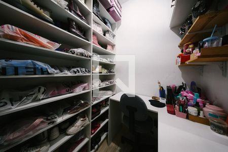 Quarto 2 de apartamento à venda com 2 quartos, 40m² em Vila Araguaia, São Paulo