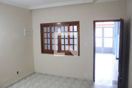 Sala de casa para alugar com 2 quartos, 93m² em Santo Antônio, São Caetano do Sul