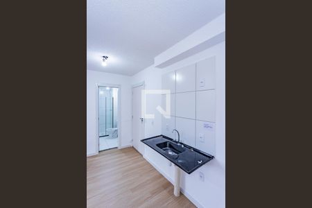 Sala, cozinha e área de serviço de apartamento para alugar com 2 quartos, 35m² em Vila Pirituba, São Paulo