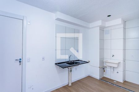 Sala, cozinha e área de serviço de apartamento para alugar com 2 quartos, 35m² em Vila Pirituba, São Paulo