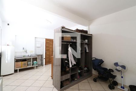 Quarto 3 de casa para alugar com 2 quartos, 120m² em Água Branca, São Paulo