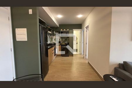 Cozinha de apartamento para alugar com 2 quartos, 50m² em Quarta Parada, São Paulo